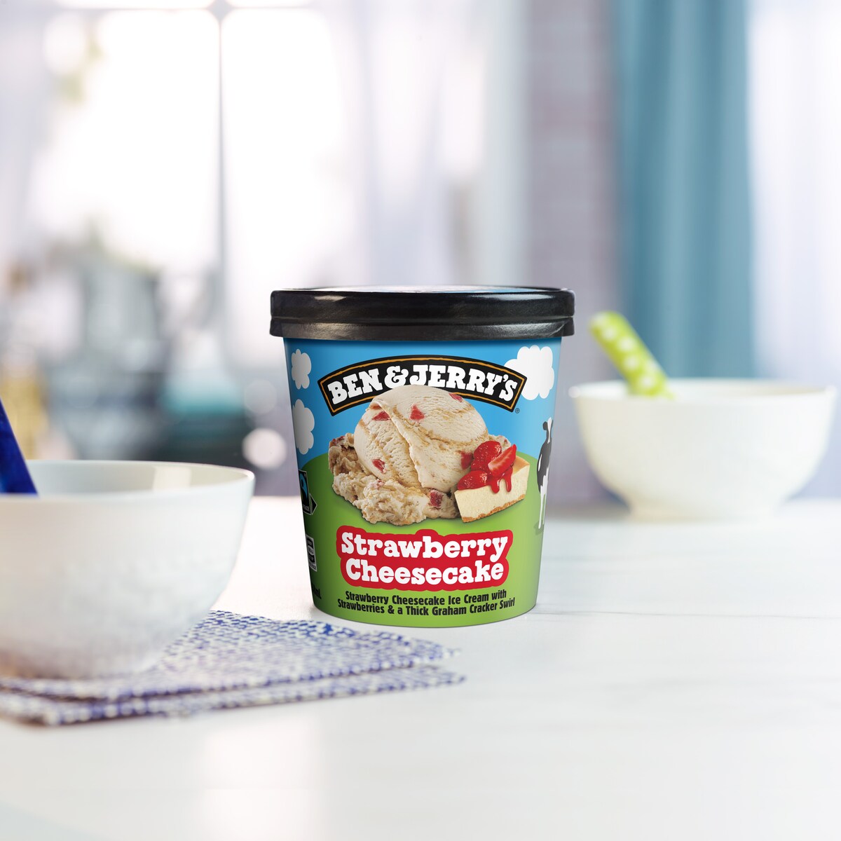 Strawberry Cheesecake Ice Cream - Pint 4 / 5